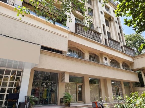 Preleased Showroom for Sale | LBS Road, Thane | Leased to Bank | Asking 12cr
